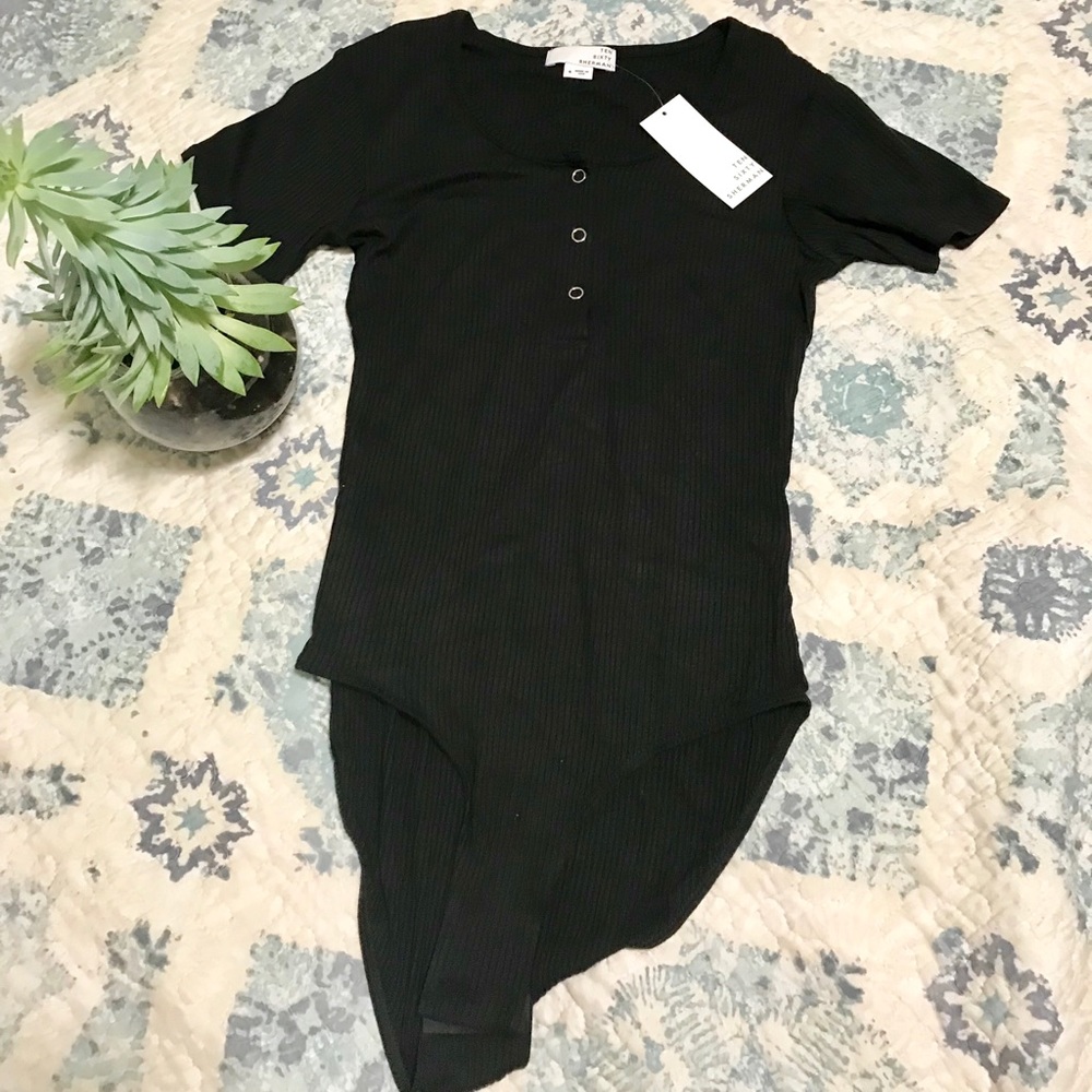 Short Slv Black Bodysuit